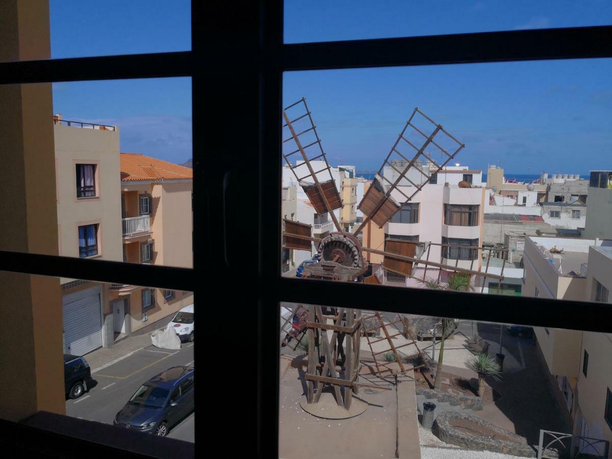 Calle Eusebio Carballo Estevez Коралео Екстериор снимка